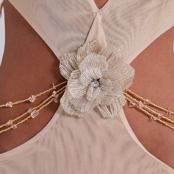 Jaded London Vida Maxi Dress in Gold - Picture 3 of 4